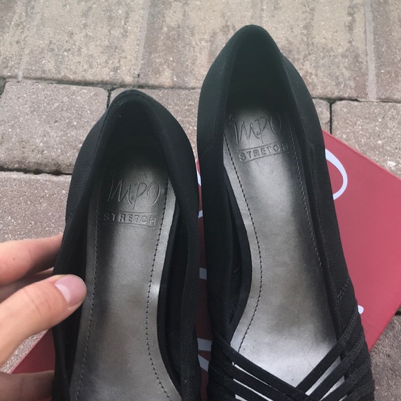 💛 IMPO Black Wedges Shoes NIB - Picture 2 of 6